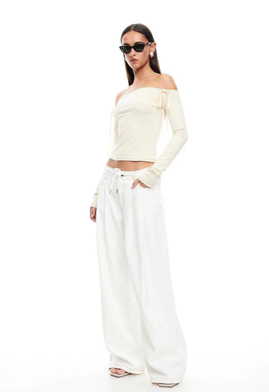 Lioness Women's Off-Shoulder Top | Chic Casual Summer Blouse