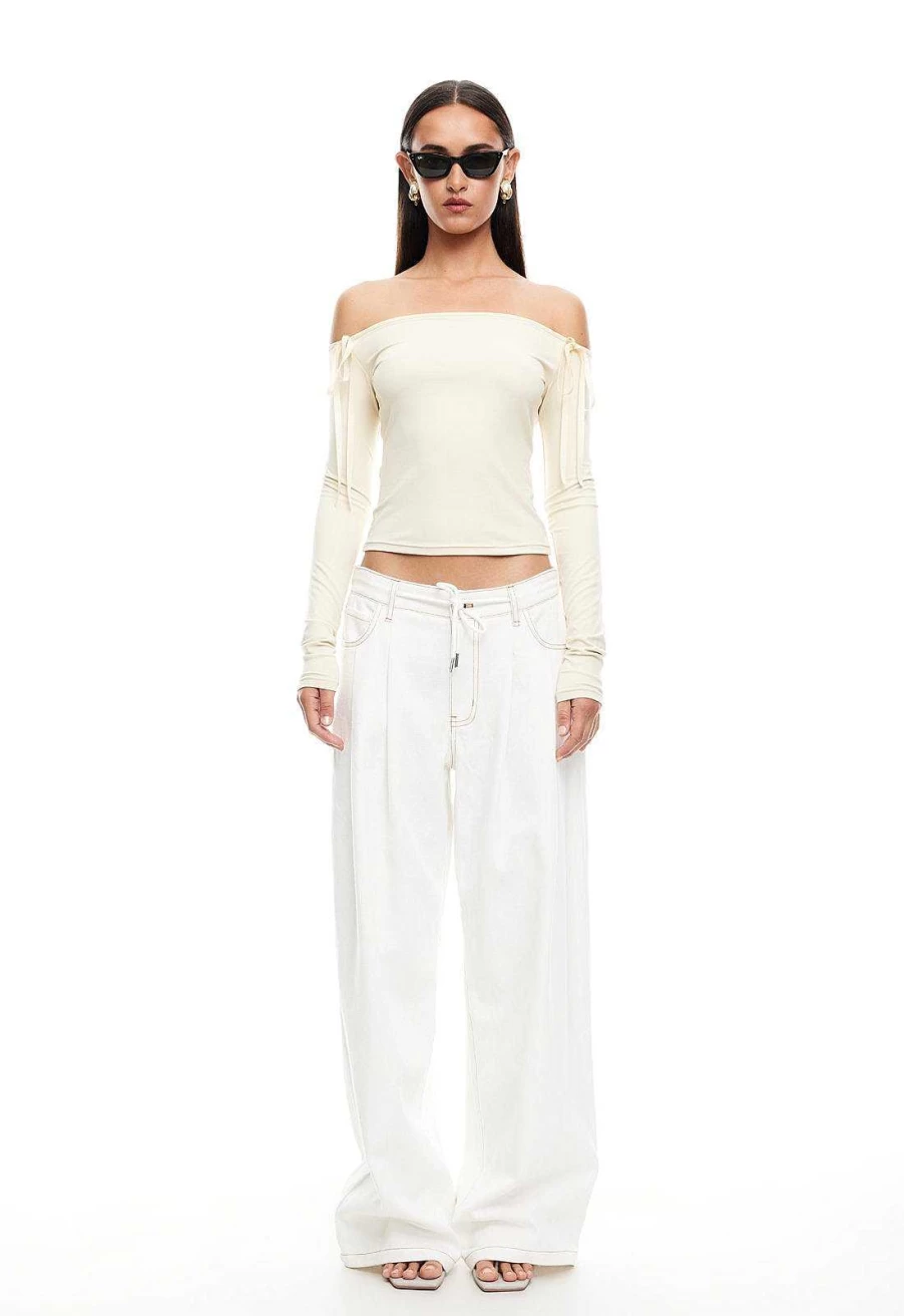 Lioness Women's Off-Shoulder Top | Chic Casual Summer Blouse
